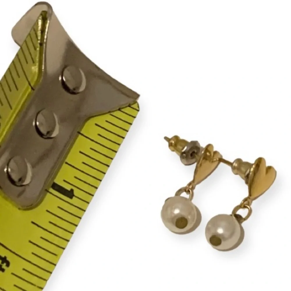 Heart Earrings, Pearl Dangles, Gold T, Posts Vintage 1” VALENTINES DAY LOVE VTG